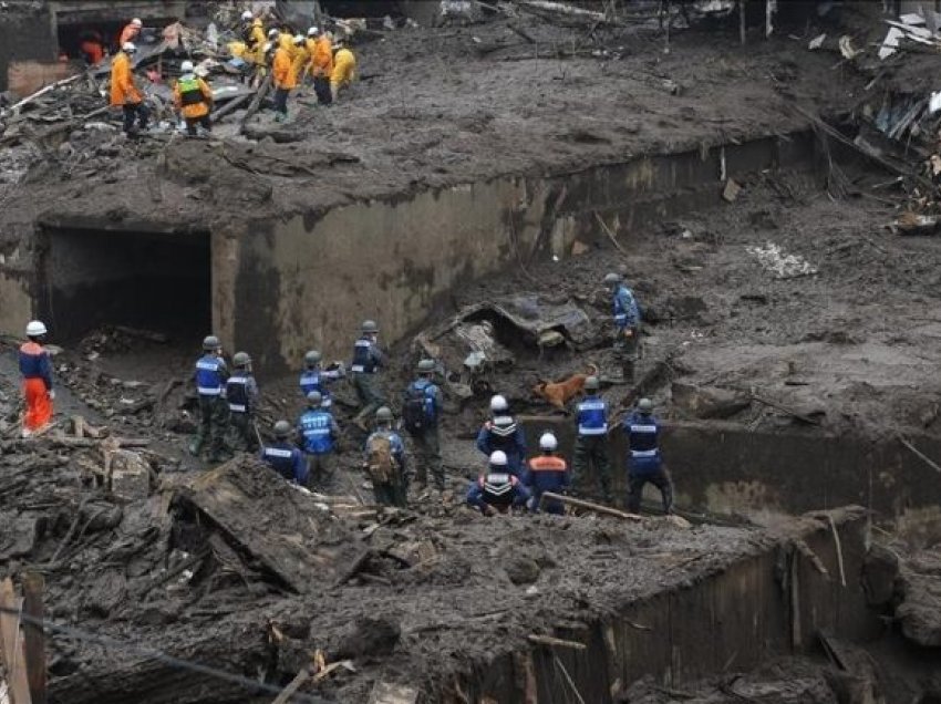 Dhjetë ditë pas rrëshqitjeve të dheut ende 17 persona të zhdukur në Japoni