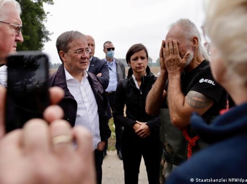 Presidenti i Gjermanisë viziton zonat e vërshuara: Fati juaj na dhemb në zemër