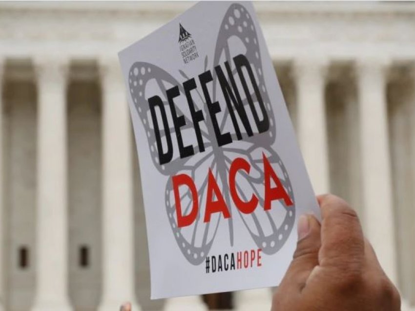 SHBA: Një gjykatës bllokon aplikimet e reja për programin DACA 
