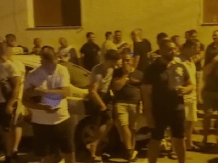 Vendosën himnin kombëtar në lokal pas 22:00/ Lirohen 4 të shoqëruarit në Vlorë