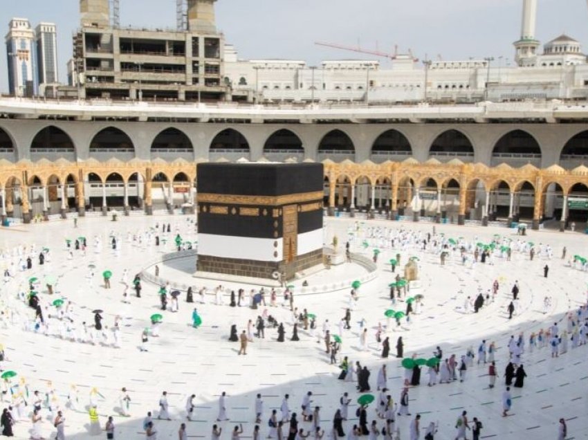 Pelegrinët myslimanë mblidhen për Haxh në Arabinë Saudite