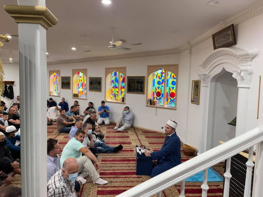 Qindra besimtarë mysliman shqiptar festuan Kurban Bajramin në qendrën Islame Shqiptaro Amerikane në Waterbury, Connecticut