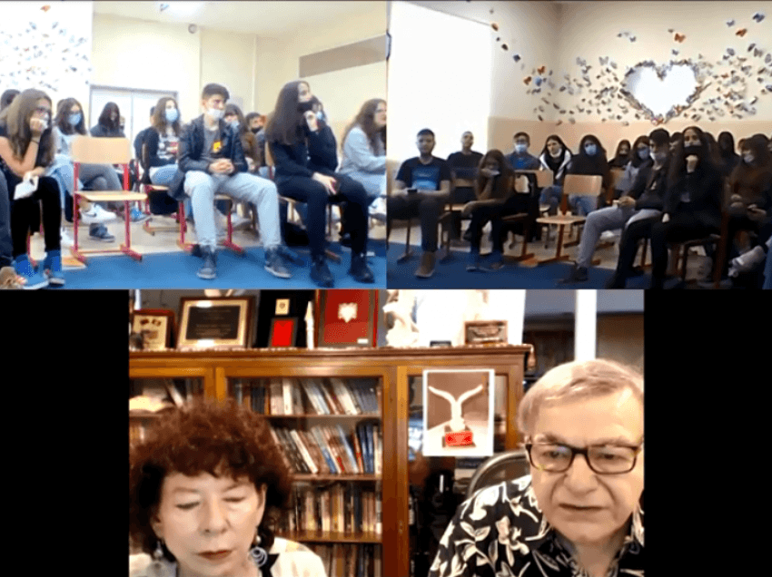 Joe DioGuardi, dhe Shirley Cloyes DioGuardi, mbajten nje vdieo konference me nxenesit e shkolles Faik Konica ne Prishtine