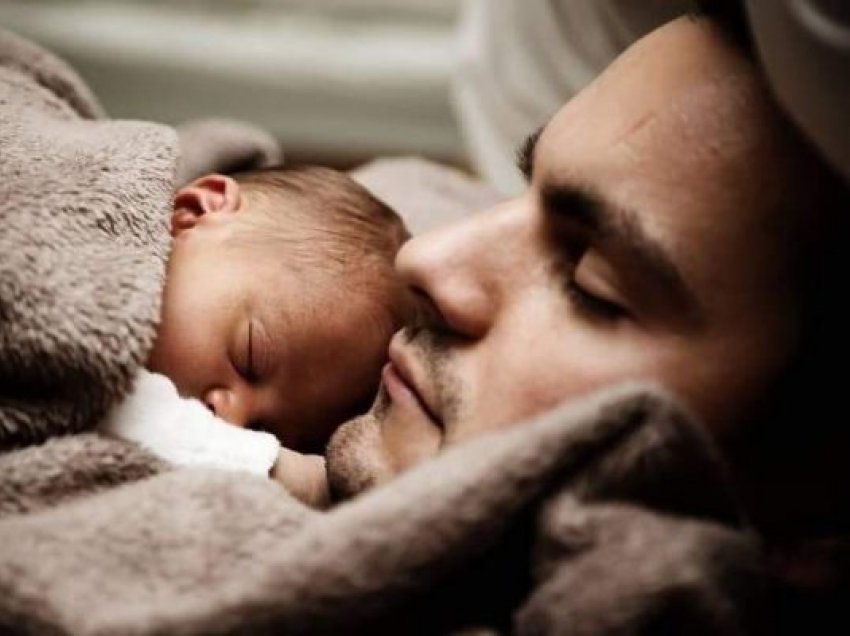 Si duhet të veproni që fëmija juaj të flejë sa më qetë të jetë e mundur