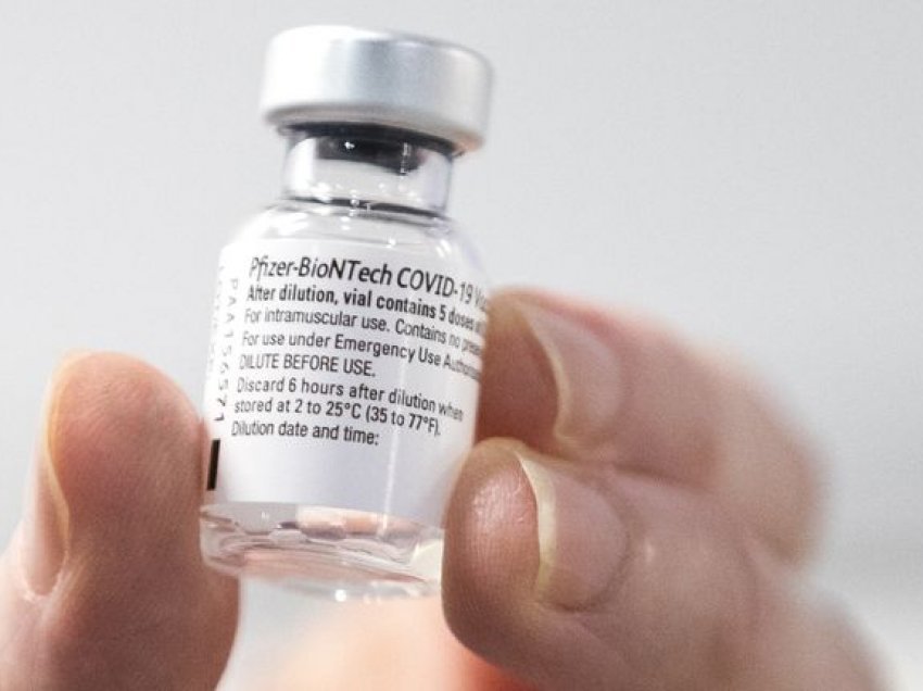 SHBA blen 200 milionë vaksina Pfizer