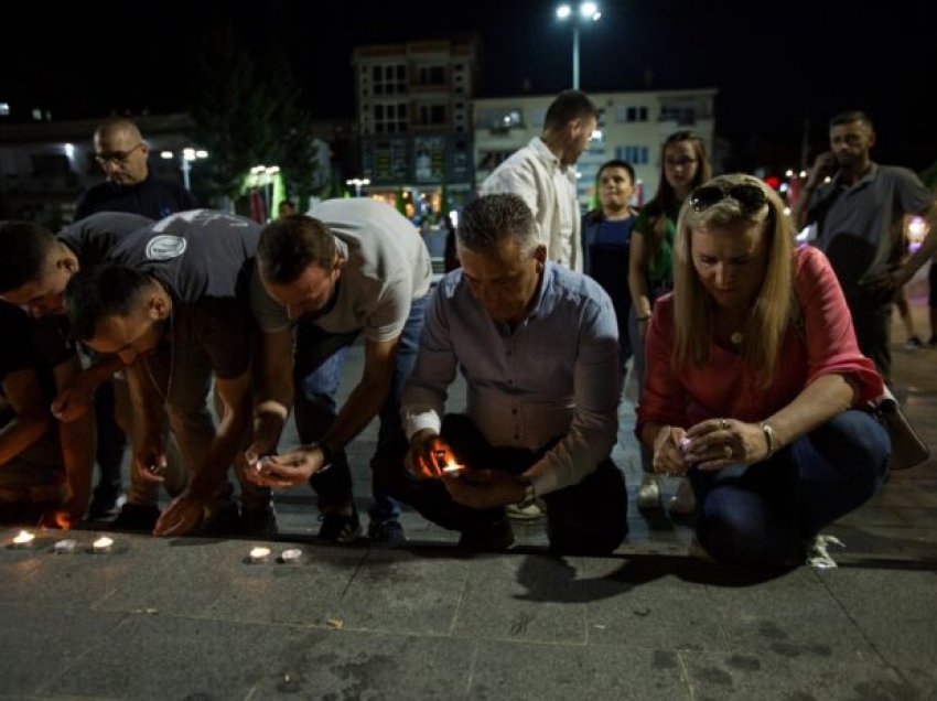 Jashari me familje ndez qirinj për mërgimtarët që vdiqën në Kroaci