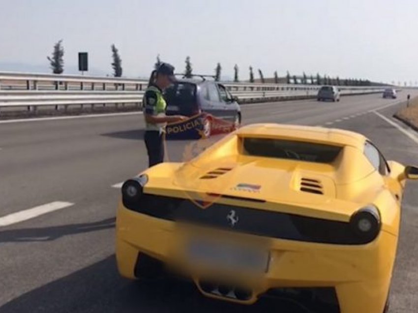 Ferrari “fluturon” me 231 km/h në Shqipëri, ndalet nga policia - ja nga ishte shoferi