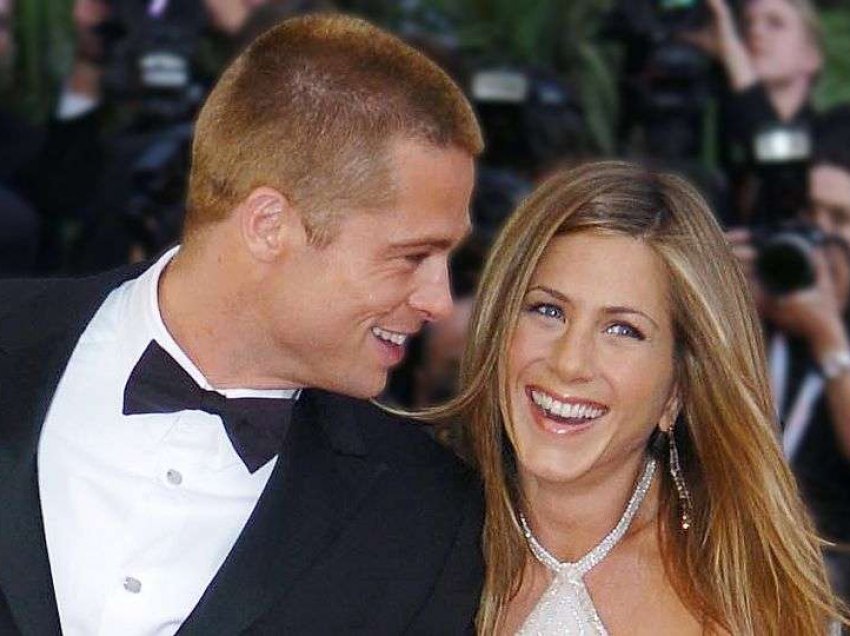 Si ishte romanca e Brad Pitt dhe Jennifer Aniston para se të kthehej në makth?