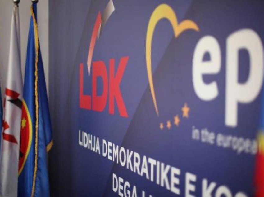 LDK: Kosova rrezikon mbylljen totale, pandemia i doli qeverisë jashtë kontrollit