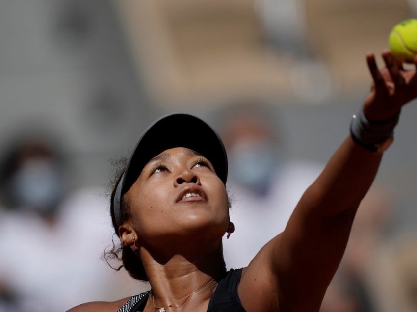 Tenistja Naomi Osaka tërhiqet nga turneu “French Open”, reagojnë organizatorët 