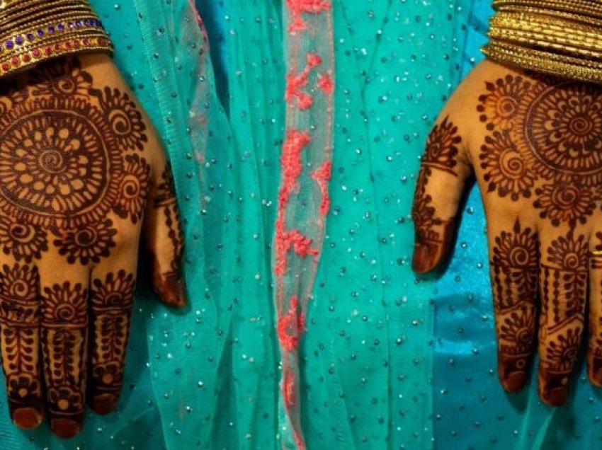 Martesa bizare në Indi, nusja ndërron jetë në ditën që po martohej – dhëndri martohet me motrën e vogël të ndjerës