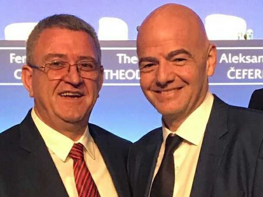 Presidenti i FIFA-s uron ekipin e Teutës për titullin kampion