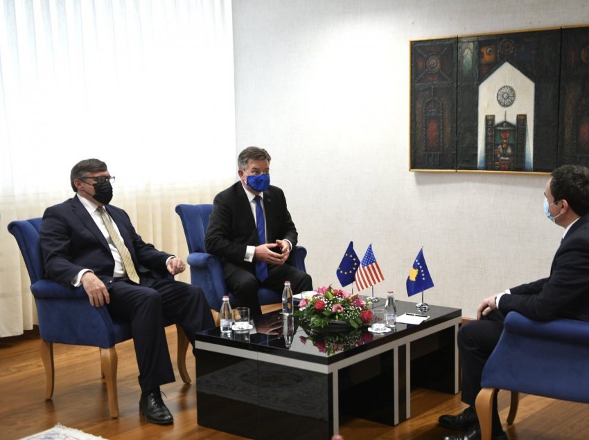 Emisari amerikan tregohet i prerë: Ky është qëndrimi i tij për ndryshimin e kufijve mes Kosovës dhe Serbisë