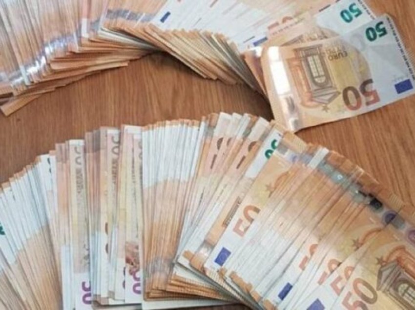 65 vjeçarit nga Përmeti i vjedhin 75 mijë euro në banesë, arrestohen dy persona