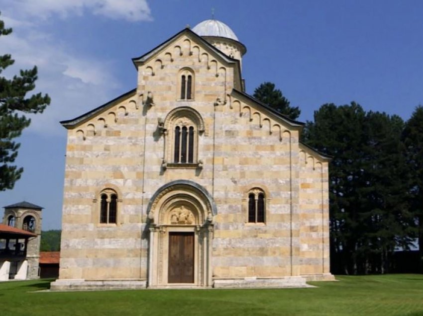 Serbia synon ligj të ri për rregullimin e kishave ortodokse në Kosovë