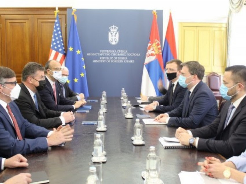 Lajçak takon ministrin e Jashtëm serb, diskutojnë për dialogun