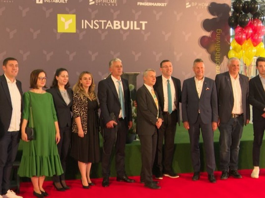 ​“InstaBuilt” nis shtëpi modulare edhe për në Gjermani, ftohet të ndërtojë lagjen model në Mengen
