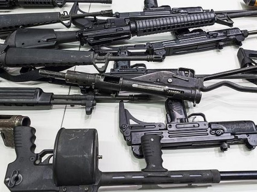 Gjykata rrëzon ligjin për ndalimin e armëve sulmuese
