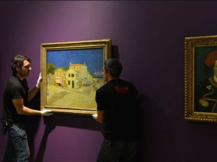 Muzeumi i Van Gogh rihapet për vizitorët në Amsterdam pas 171 ditë mbyllje