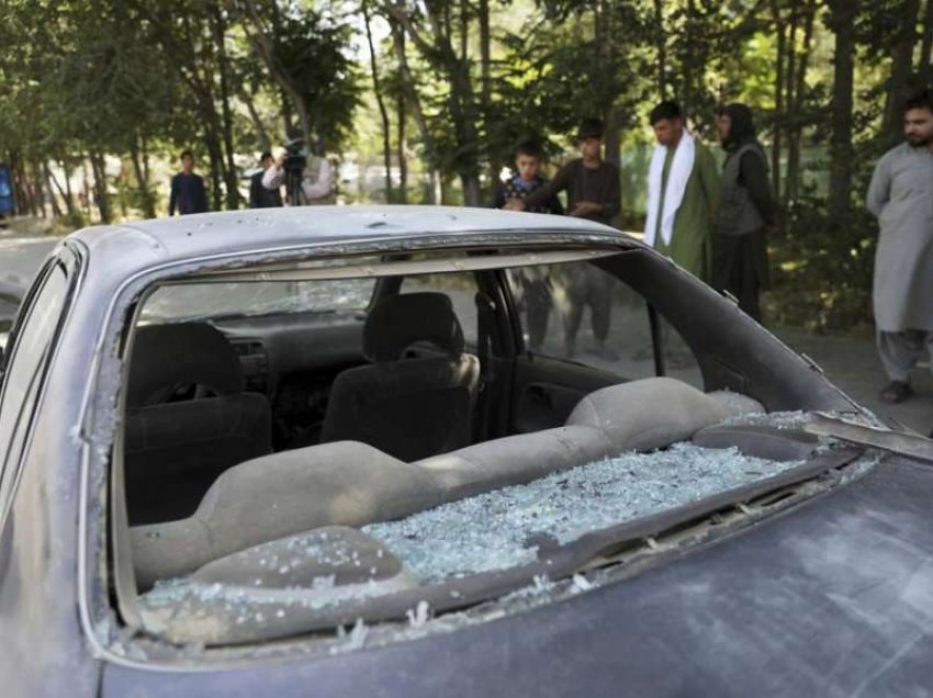 11 të vdekur nga një sulm me bombë në një veturë me civilë në Afganistan