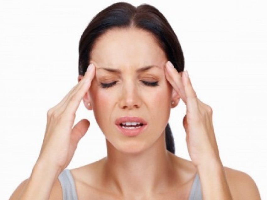 Arsyet pse zgjoheni me një dhimbje koke në mëngjes