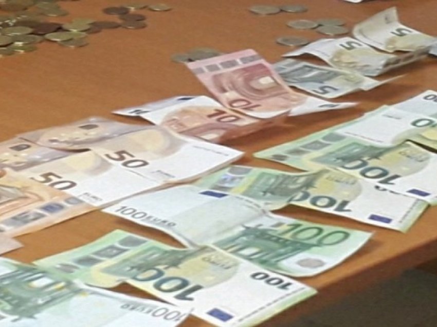 ​Aksioni kundër lëmoshë kërkuesve, ndalohet 83-vjeçari me 1150 euro në xhep