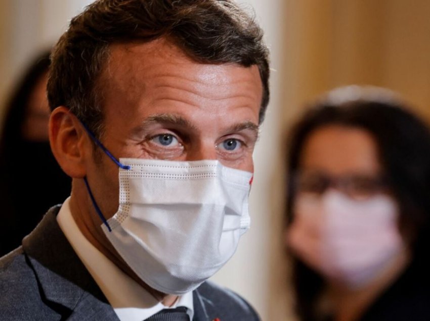 Francë, shuplaka nuk ndal udhëtimin e Presidentit Macron