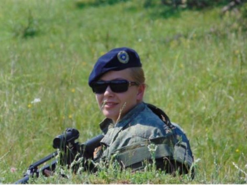 Prekëse, motra e dëshmorit shpalos detaje për eksperiencën 10 vjeçare si ushtare e Kosovës 