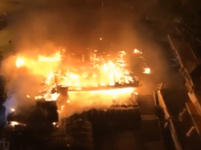 Zjarr në një banesë në Bit Pazar të Shkupit