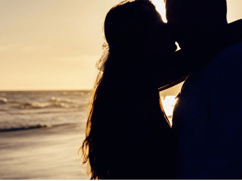 Dëshirat erotike: Pse çiftet i humbasin, si i gjejnë përsëri, modelet që i përcaktojnë ato