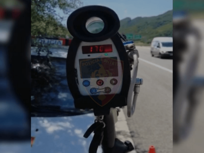 “Rraket” në autostradën Tiranë-Elbasan, bie në radar 24-vjeçari 