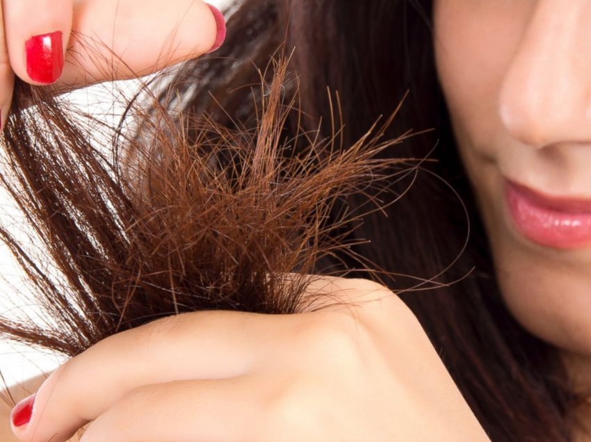 Këshillat për të shpëtuar nga majat e djegura të flokëve 