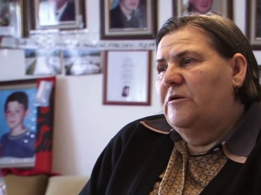 Humbi gjithë familjen në luftë, por ja çfarë thotë nëna nga Gjakova për dialogun me Serbinë