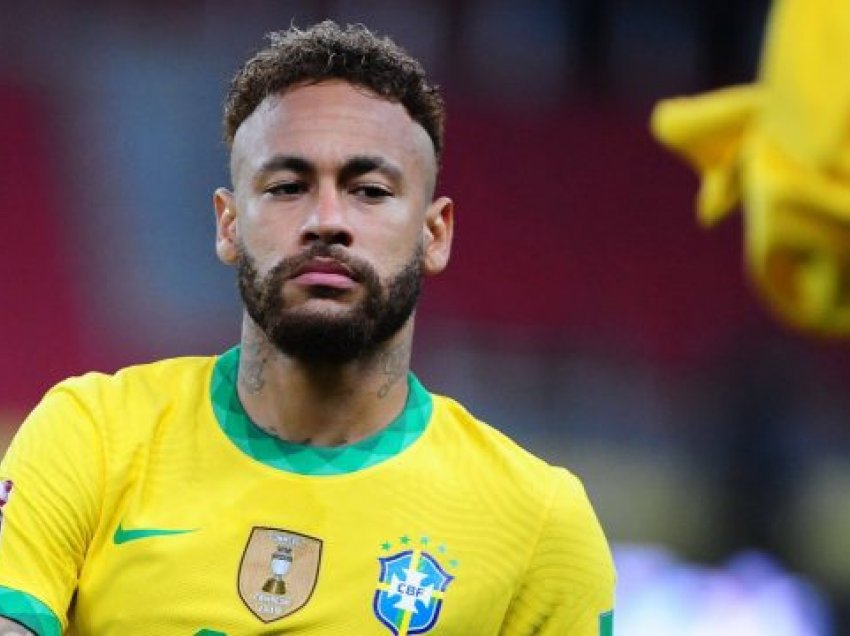 Neymar i është afruar edhe më shumë rekordit të Peles