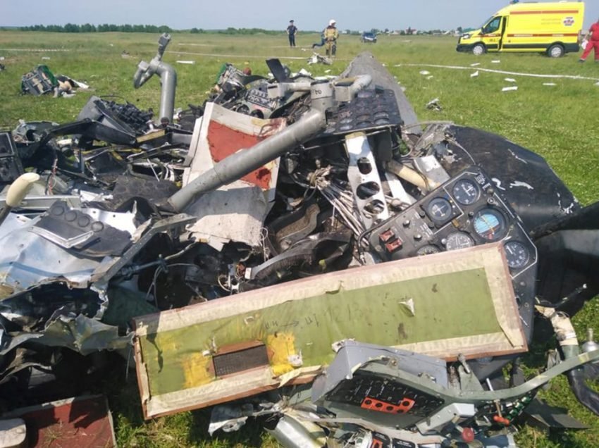 Katër të vdekur nga rrëzimi i një aeroplani në Rusi