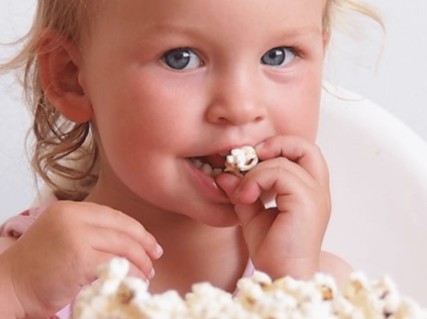Fëmijët nën moshën 4 vjeç nuk duhet të hanë kokoshka
