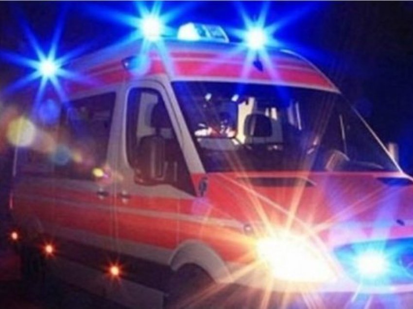 Konispol, fëmija 4 vjeç rrëzohet nga ballkoni, transportohet me urgjencë në spital