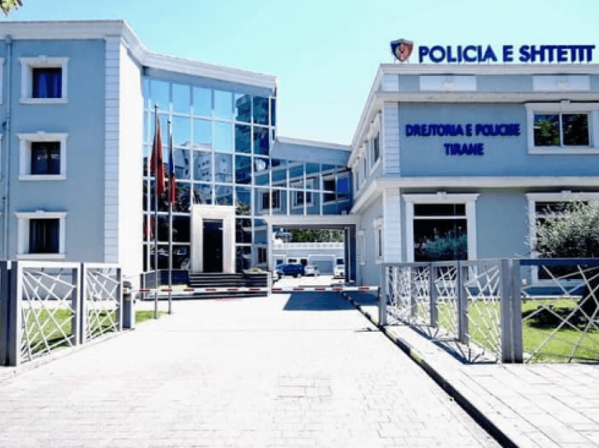 Po transportonte 14 emigrantë të paligjshëm kundrejt pagesës, arrestohet 40-vjeçari në Tiranë