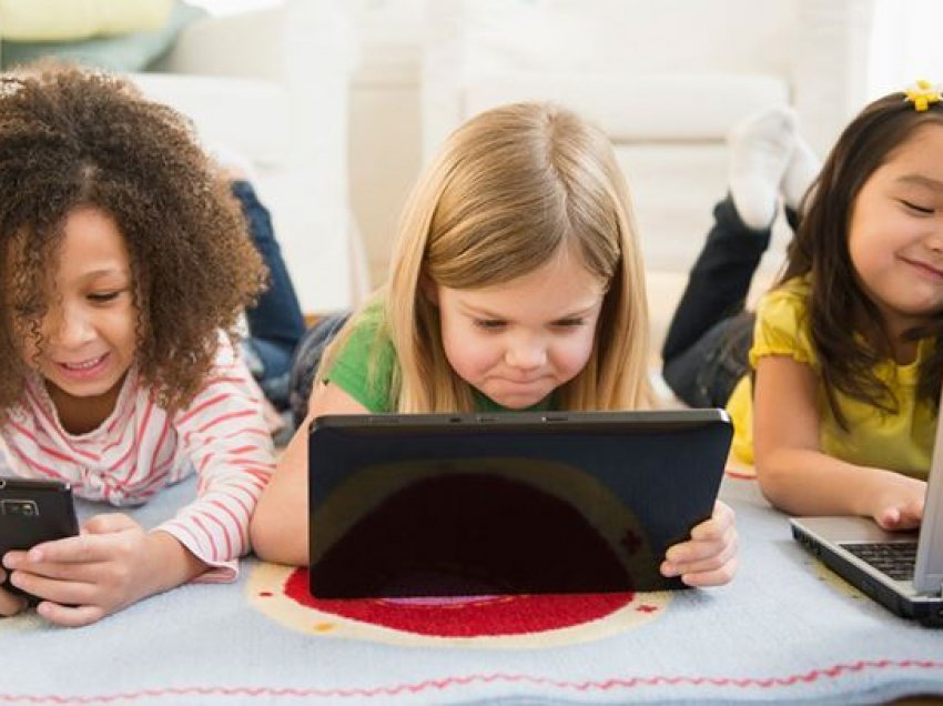 Si të mbroni fëmijët tuaj nga rreziqet e internetit