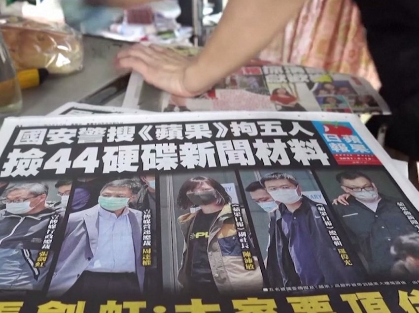 Gazeta kritike e Hong Kongut paralajmëron mbylljen