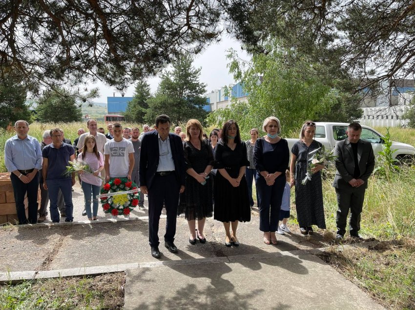 Komuna e Gjilanit nderon veprën heroike të Nezir Shurdhanit, në 22-vjetorin e rënies