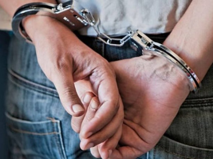 Arrestohet një shtetas shqiptar i cili kërkohej nga Interpoli