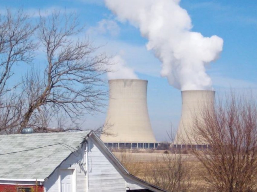 Administrata Biden, hapa të kujdesshëm për mbështetjen e energjisë bërthamore