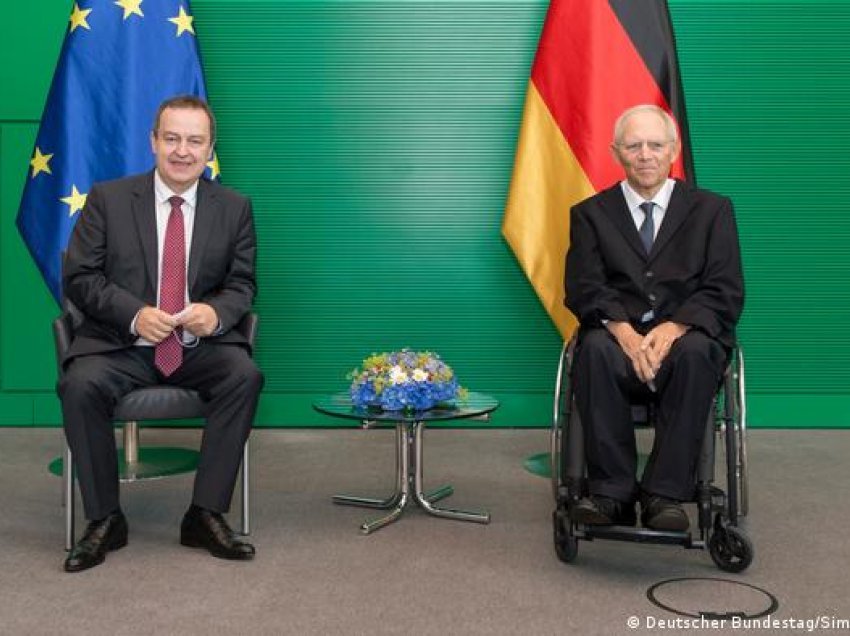 Schäuble, Daçiqit: Hapja e kufijve është përvojë më e mirë se grindja për to