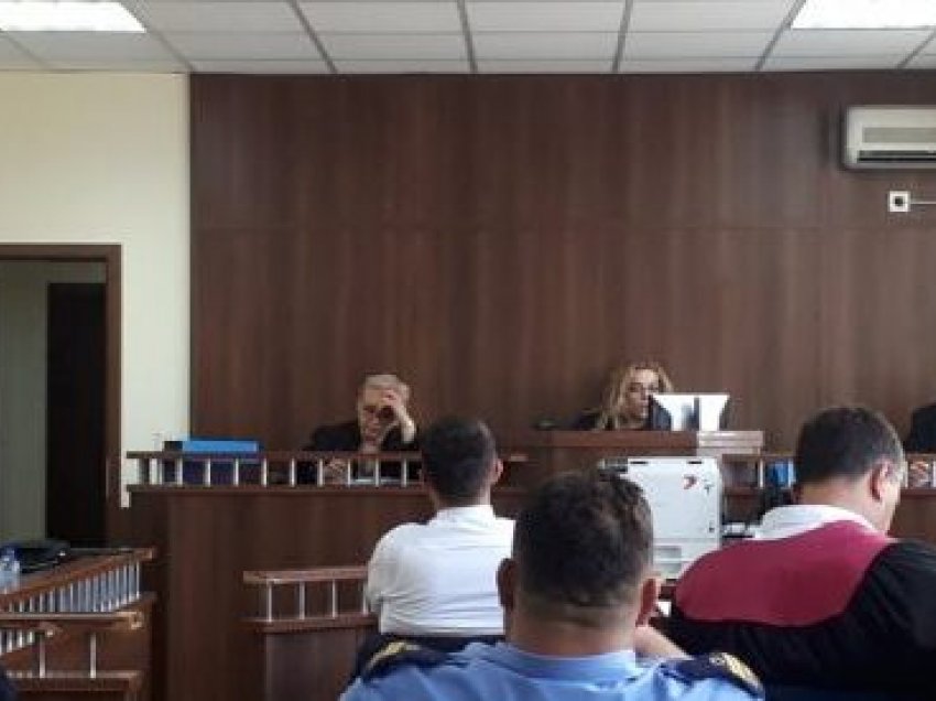 Gjykimi për vrasjen e Agonis Tetajt, avokati Besnik Berisha përjashtohet nga seanca - kjo është arsyeja