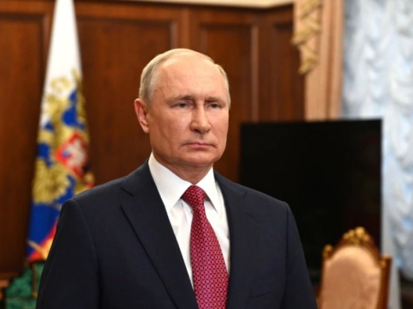 Putin nënshkruan ligjin që penalizon pjesëmarrjen në OJQ-të e huaja