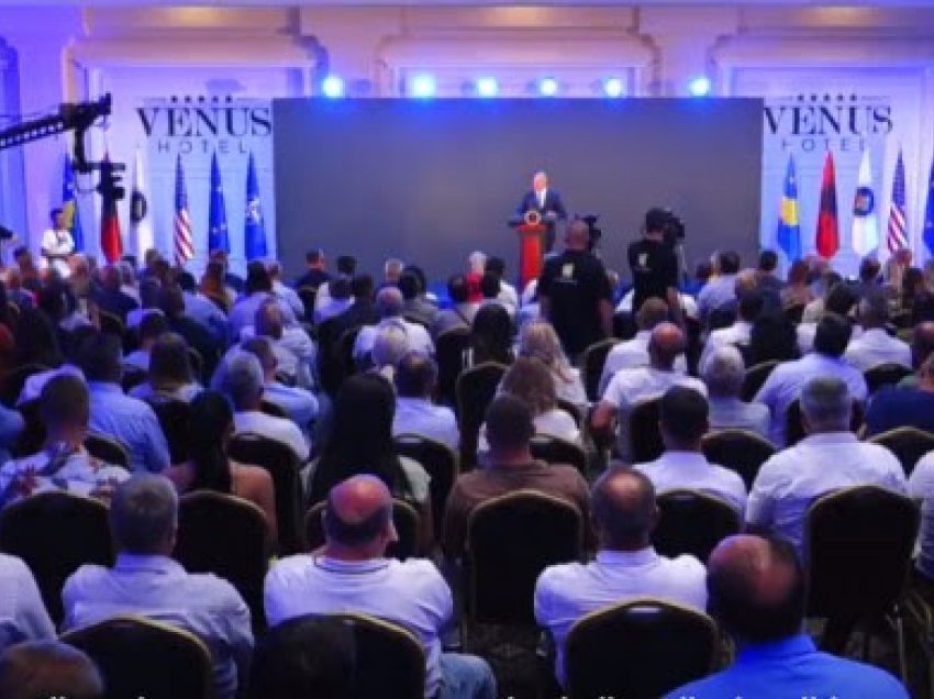 AAK prezanton 13 kandidatë për kryetarë komunash, Haradinaj e quan Kurtin mashtrues