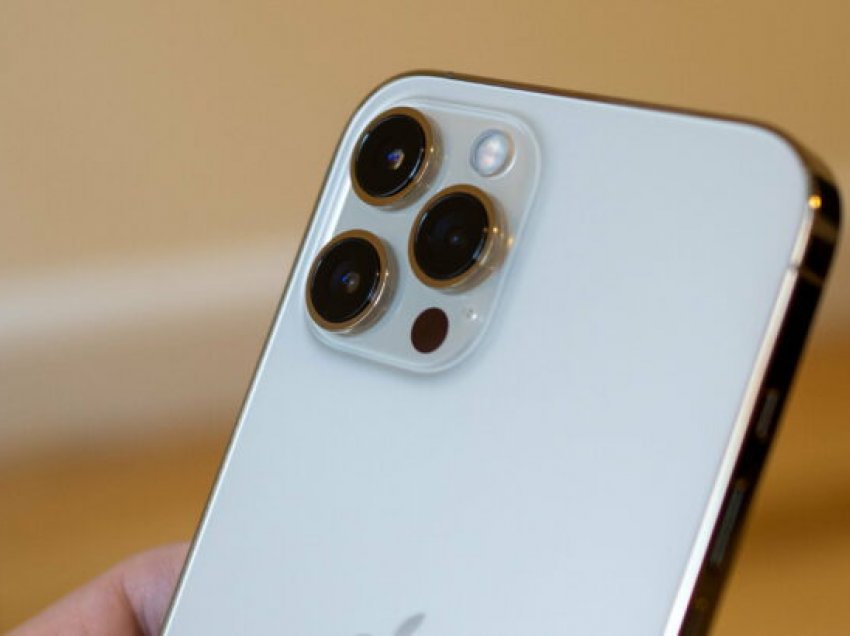 Telefoni me ekran me palosje i Apple realitet në 2023