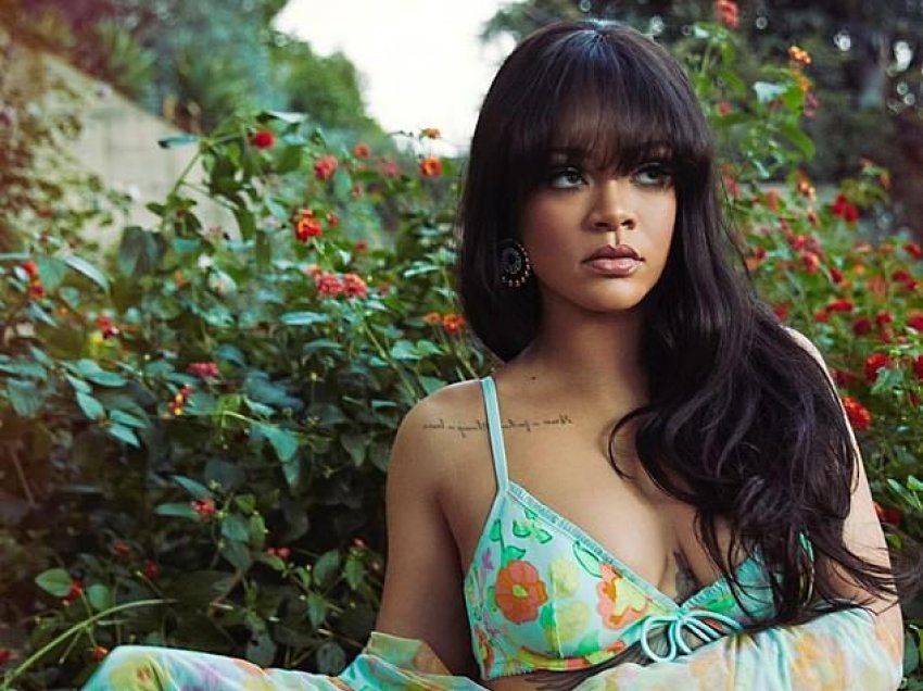 Rihanna duket më e 'nxehtë' se kurrë
