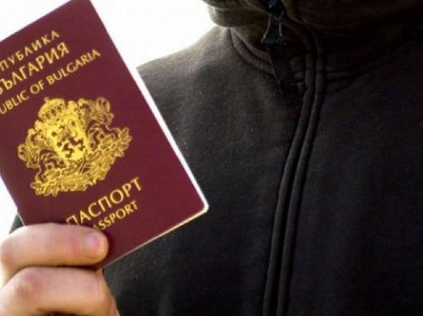 Mbi 45.000 maqedonas me pasaporta bullgare jetojnë në të njëjtën adresë në Sofje